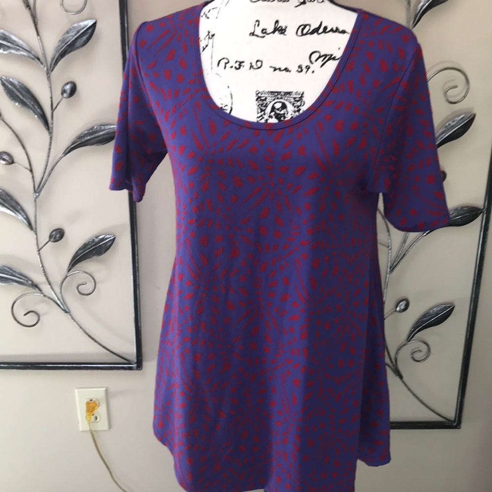 LuLuRoe Perfect T